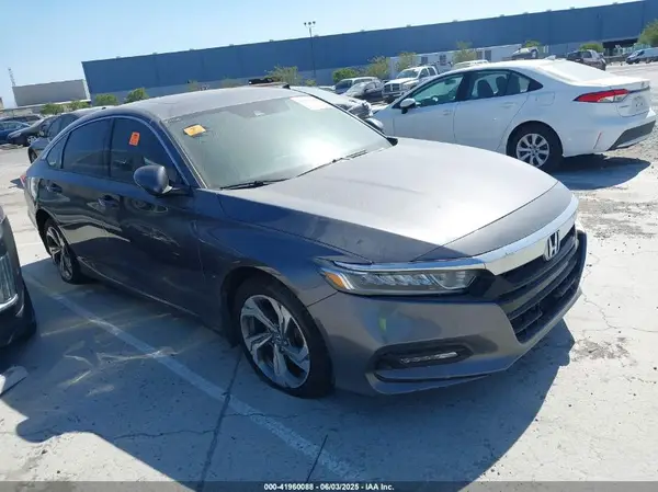 1HGCV2F57JA009921 2018 HONDA ACCORD - Image 1