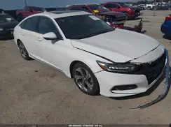 1HGCV2F57JA017825 2018 HONDA ACCORD