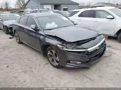1HGCV2F57JA030140 2018 HONDA ACCORD