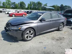 1HGCV2F57JA031207 2018 HONDA ACCORD