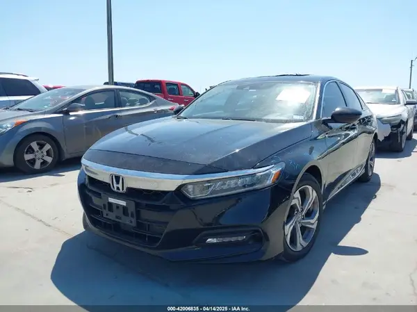 1HGCV2F57JA037198 2018 HONDA ACCORD - Image 2