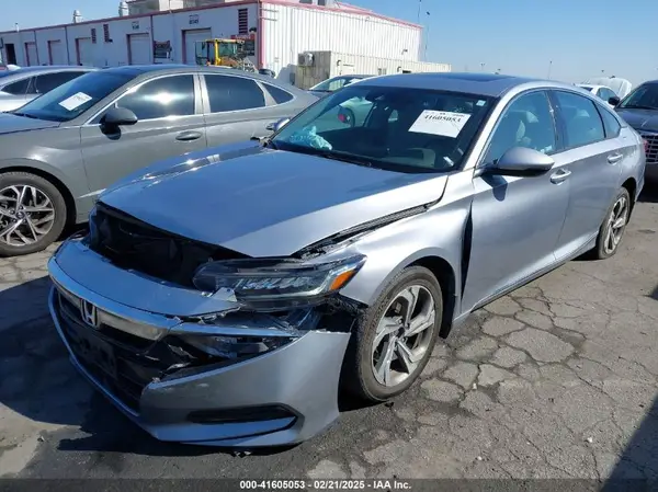 1HGCV2F57JA041722 2018 HONDA ACCORD - Image 2