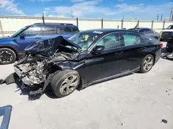 1HGCV2F57JA043342 2018 HONDA ACCORD