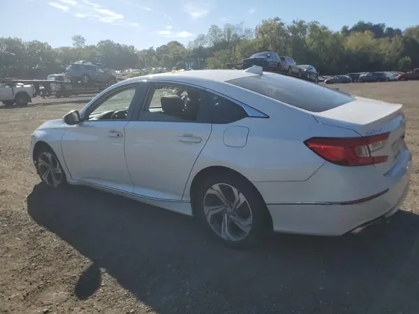 1HGCV2F57LA024695 2020 HONDA ACCORD - Image 2