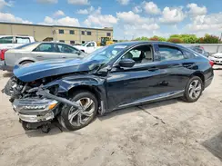 1HGCV2F58JA000998 2018 HONDA ACCORD