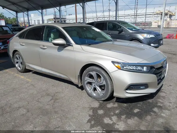 1HGCV2F58JA007899 2018 HONDA ACCORD - Image 1