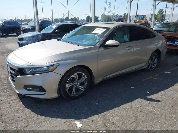 1HGCV2F58JA007899 2018 HONDA ACCORD - Image 2