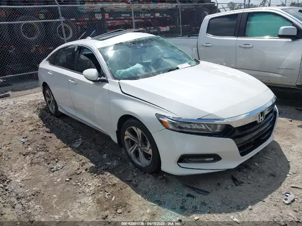 1HGCV2F58JA009037 2018 HONDA ACCORD - Image 1