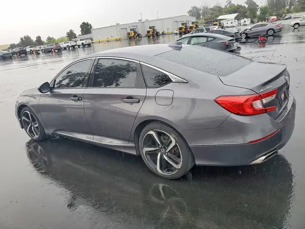 1HGCV2F58JA010057 2018 HONDA ACCORD - Image 2