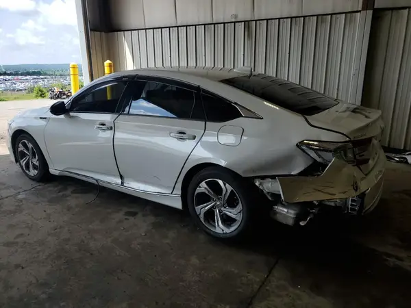 1HGCV2F58JA014142 2018 HONDA ACCORD - Image 2