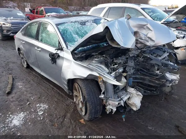 1HGCV2F58JA017770 2018 HONDA ACCORD - Image 1