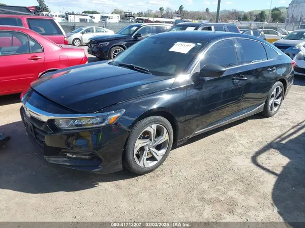 1HGCV2F58JA025187 2018 HONDA ACCORD - Image 2