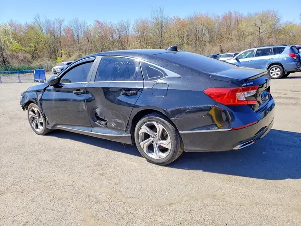 1HGCV2F58JA025190 2018 HONDA ACCORD - Image 2
