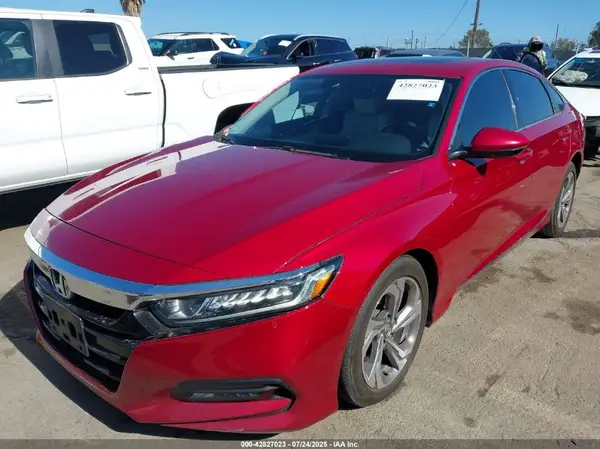 1HGCV2F58JA026923 2018 HONDA ACCORD - Image 2