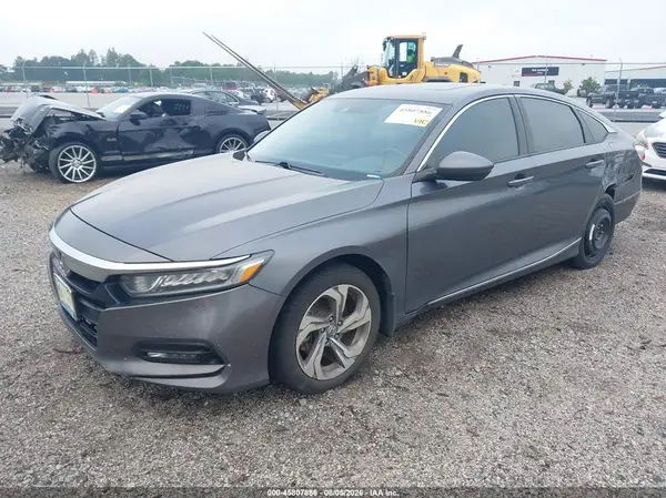 1HGCV2F58JA038926 2018 HONDA ACCORD - Image 2