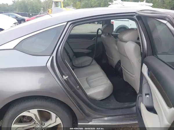 1HGCV2F58JA038926 2018 HONDA ACCORD - Image 8