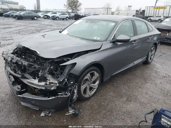 1HGCV2F59JA006759 2018 HONDA ACCORD - Image 2