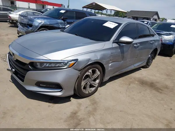 1HGCV2F59JA018684 2018 HONDA ACCORD - Image 2