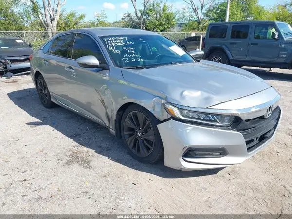 1HGCV2F59JA022590 2018 HONDA ACCORD - Image 1