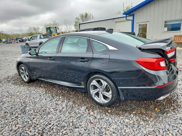 1HGCV2F59JA025232 2018 HONDA ACCORD - Image 2