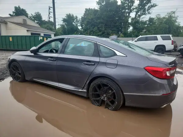 1HGCV2F59KA010733 2019 HONDA ACCORD - Image 2