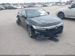1HGCV2F5XJA002428 2018 HONDA ACCORD