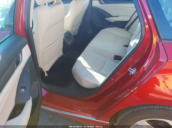 1HGCV2F5XJA004339 2018 HONDA ACCORD - Image 8