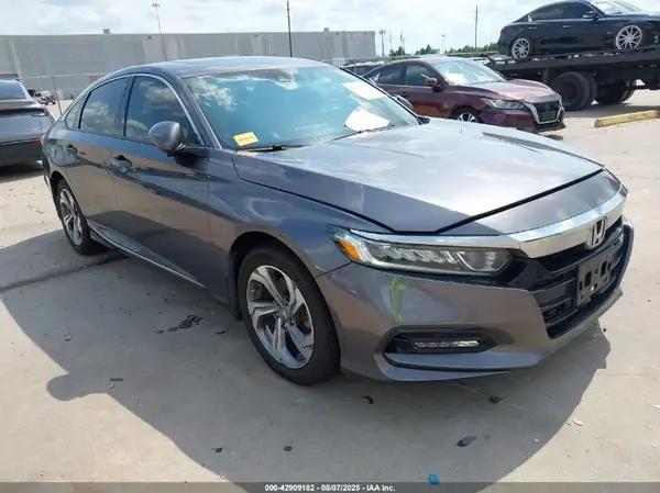 1HGCV2F5XJA006754 2018 HONDA ACCORD - Image 1