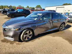 1HGCV2F5XJA006902 2018 HONDA ACCORD