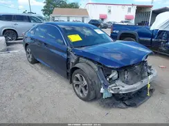1HGCV2F5XJA008519 2018 HONDA ACCORD