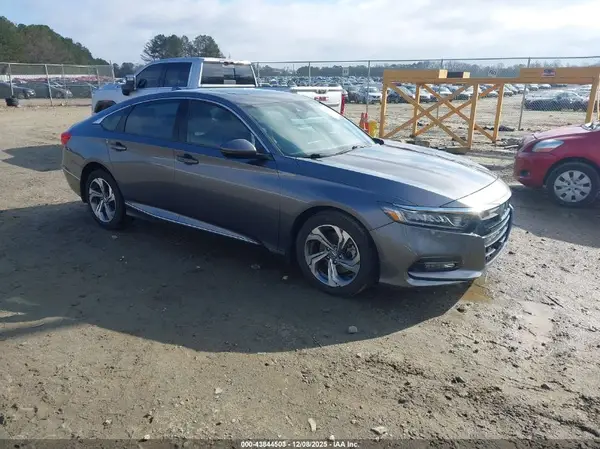 1HGCV2F5XJA010836 2018 HONDA ACCORD - Image 1