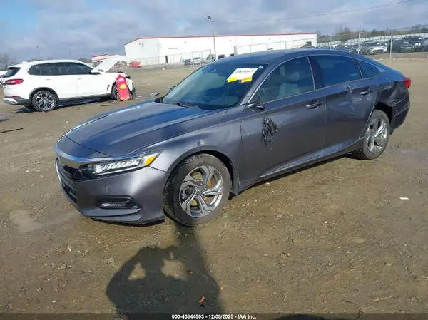 1HGCV2F5XJA010836 2018 HONDA ACCORD - Image 2