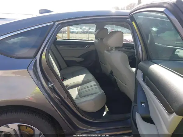1HGCV2F5XJA010836 2018 HONDA ACCORD - Image 8