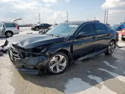 1HGCV2F5XJA033033 2018 HONDA ACCORD