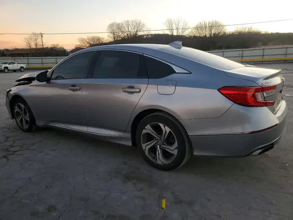 1HGCV2F5XKA024575 2019 HONDA ACCORD - Image 2