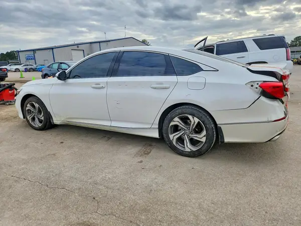 1HGCV2F5XLA020625 2020 HONDA ACCORD - Image 2