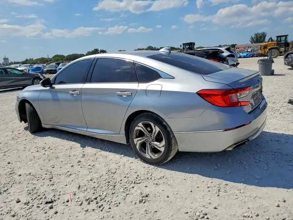 1HGCV2F60JA034667 2018 HONDA ACCORD - Image 2