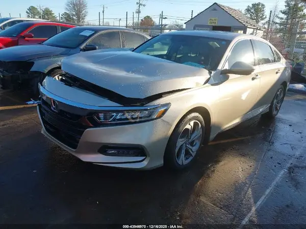 1HGCV2F60JA040128 2018 HONDA ACCORD - Image 2