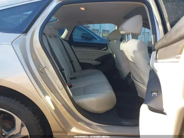 1HGCV2F60JA040128 2018 HONDA ACCORD - Image 8
