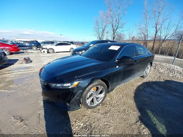 1HGCV2F62JA023296 2018 HONDA ACCORD - Image 2