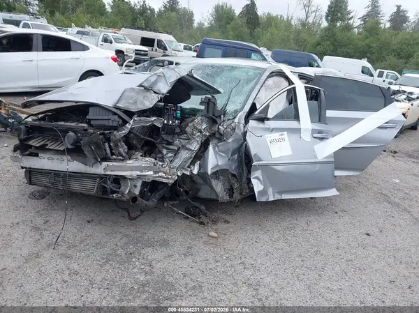1HGCV2F62JA025808 2018 HONDA ACCORD - Image 2