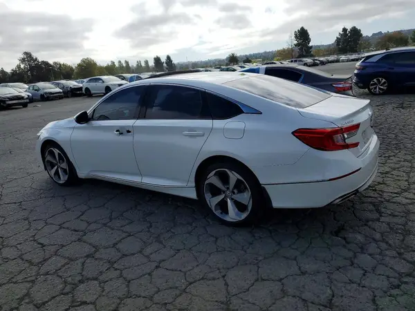 1HGCV2F62JA037974 2018 HONDA ACCORD - Image 2
