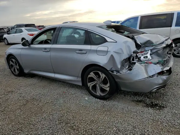 1HGCV2F63JA008502 2018 HONDA ACCORD - Image 2