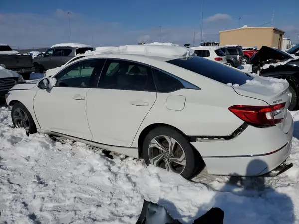 1HGCV2F63JA015756 2018 HONDA ACCORD - Image 2