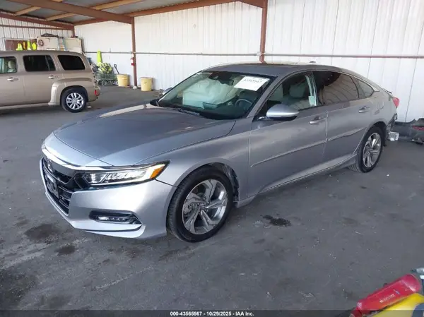 1HGCV2F64JA017760 2018 HONDA ACCORD - Image 2