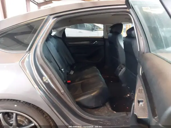 1HGCV2F65JA013975 2018 HONDA ACCORD - Image 8