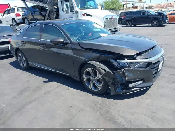 1HGCV2F65JA027519 2018 HONDA ACCORD - Image 1