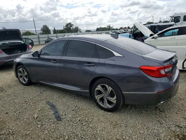 1HGCV2F65JA043073 2018 HONDA ACCORD - Image 2