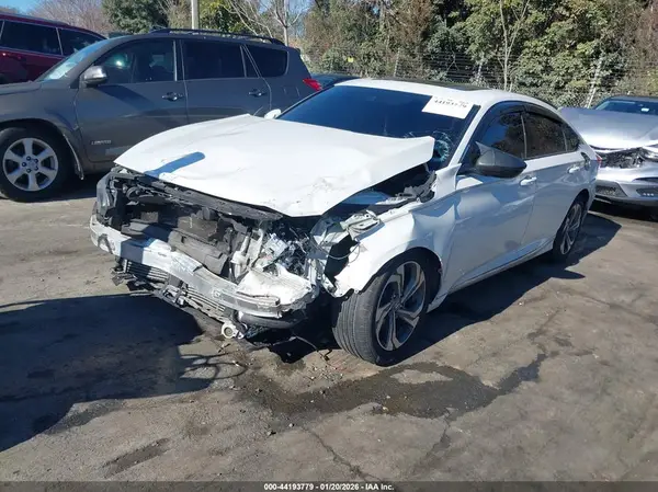1HGCV2F66JA004802 2018 HONDA ACCORD - Image 2