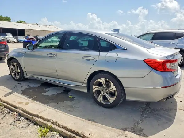 1HGCV2F67JA021107 2018 HONDA ACCORD - Image 2